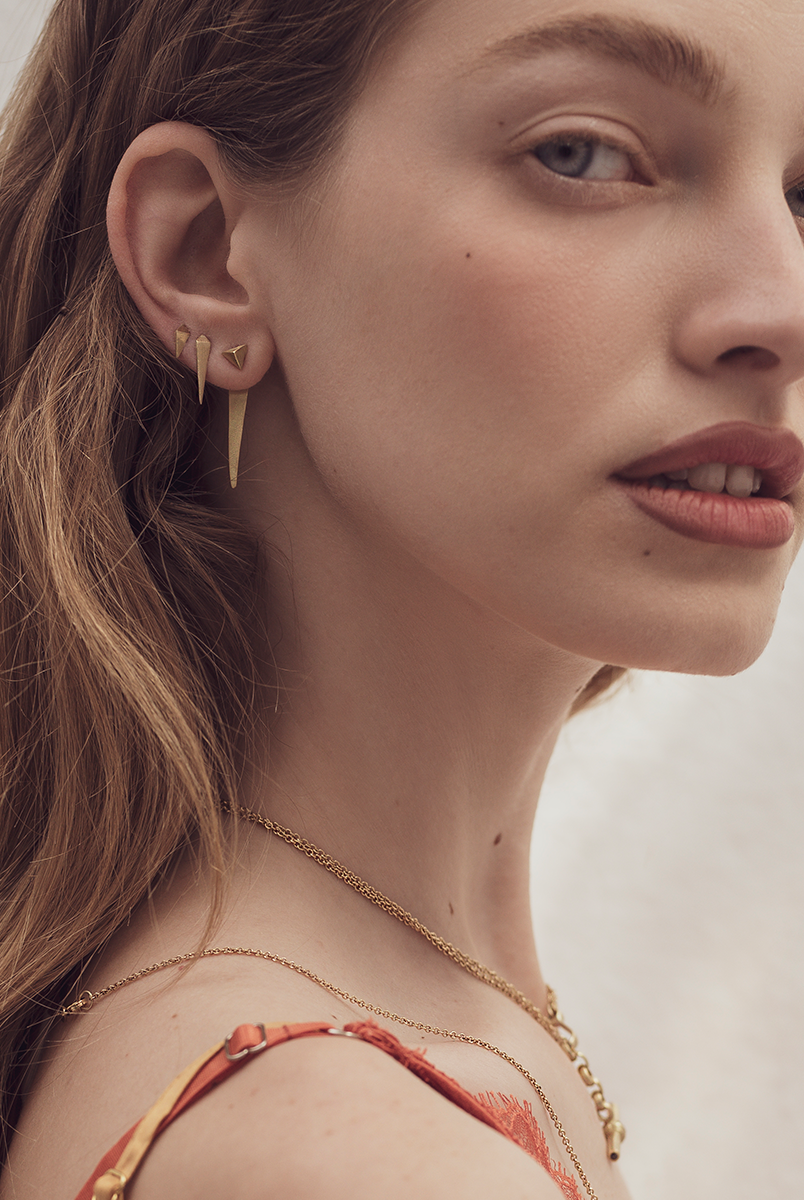 {{ product.name}} - מיכל בן ישי