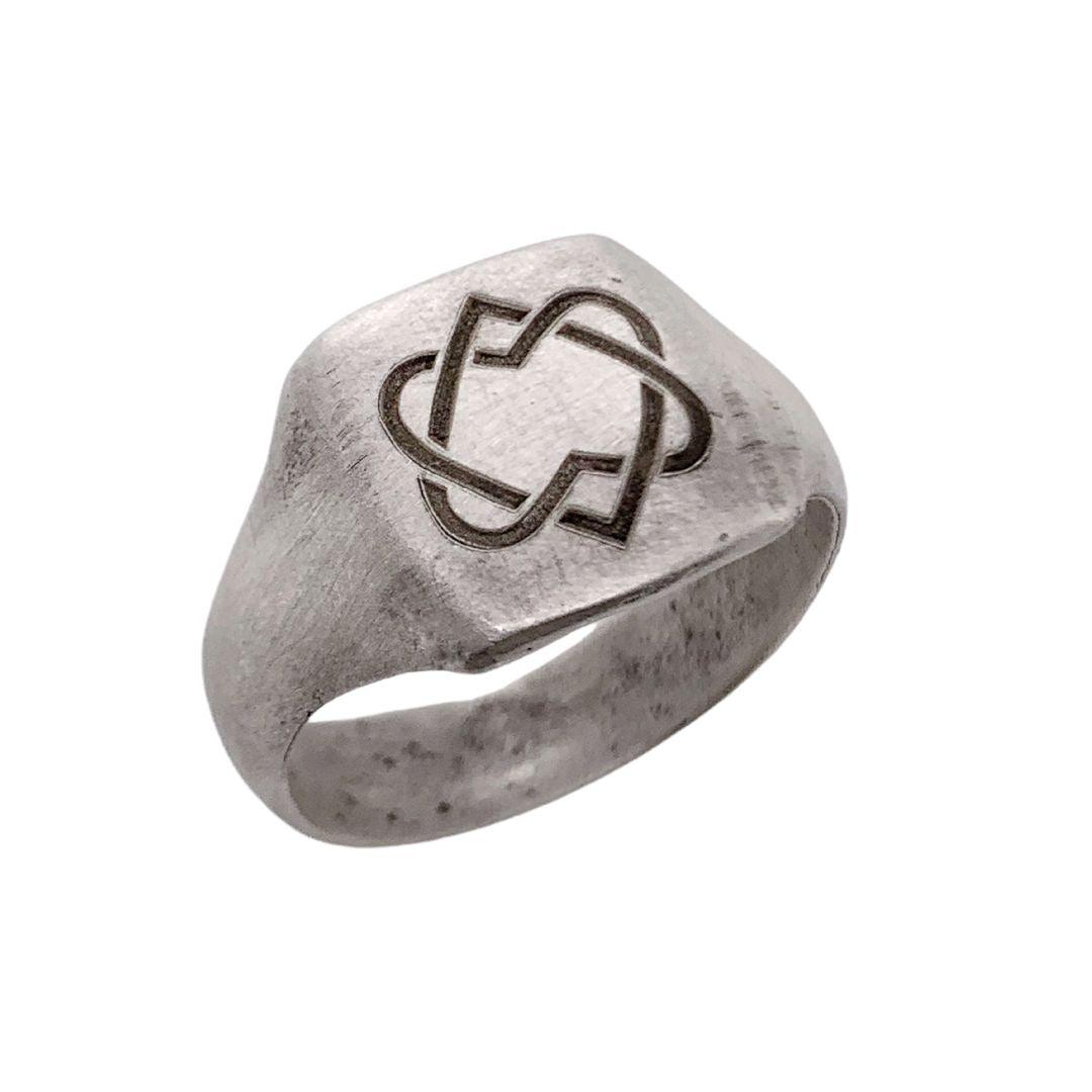 {{ product.name}} - מיכל בן ישי