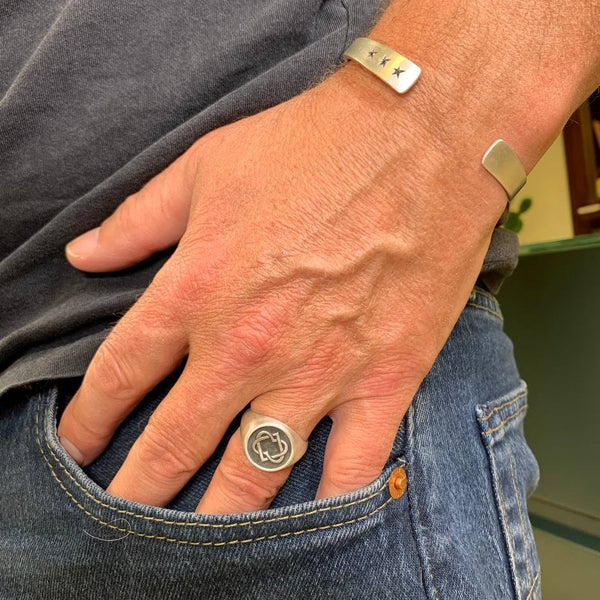 {{ product.name}} - מיכל בן ישי